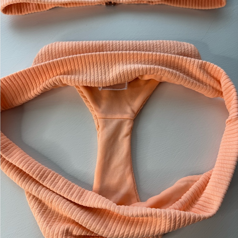 Billabong Peach Ribbed Swimwear - Picture 3 of 10